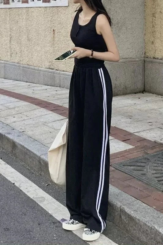 بانتس اديداس اسود