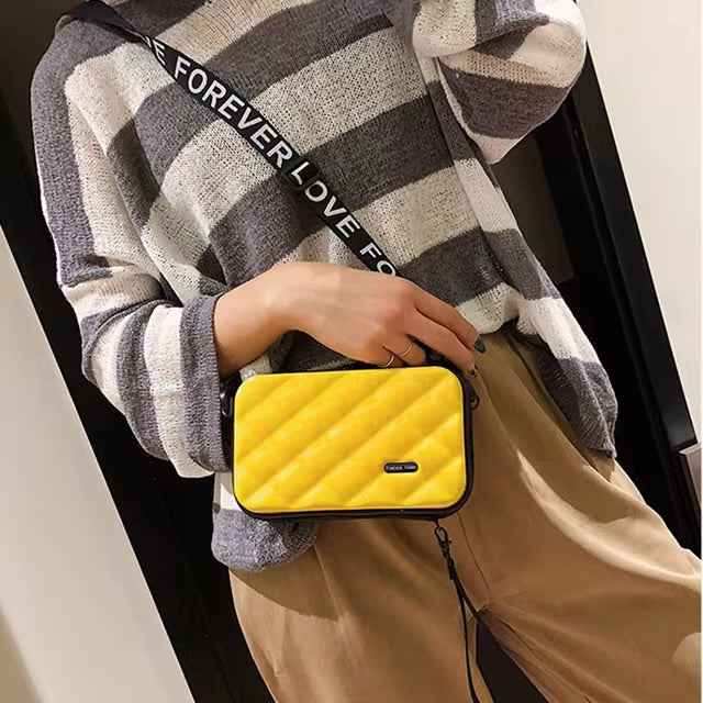 حقيبة  forever young