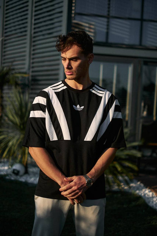 تيشيرت اديداس لون اسود