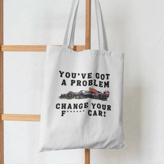 توت باك سيارة