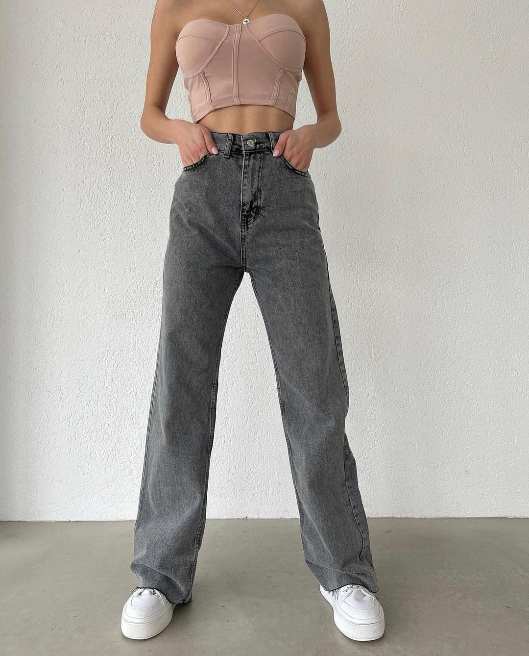 جينز ازرق ثلجي