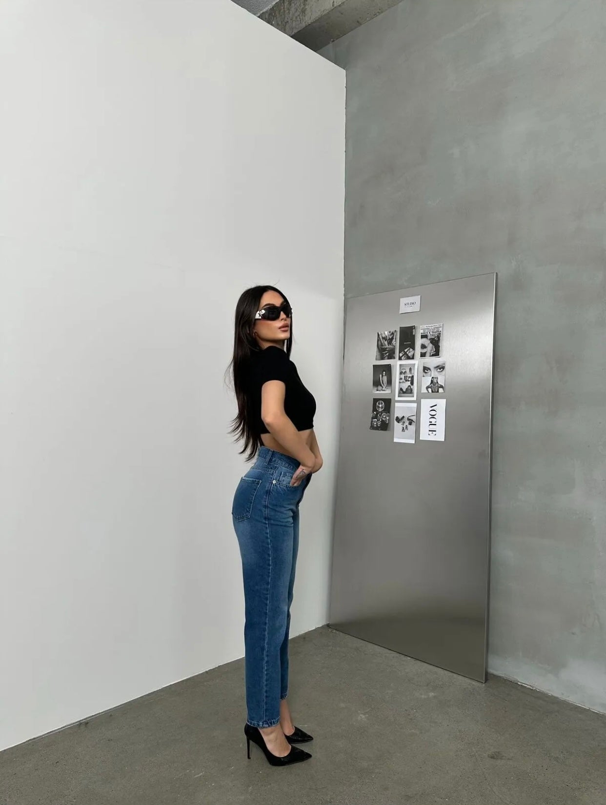 جينز زارا ازرق غامق