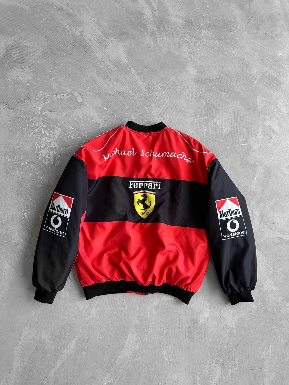 قمصلة فيراري نفخ مبطنة