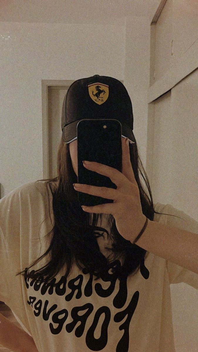 قبعة اسود فيراري