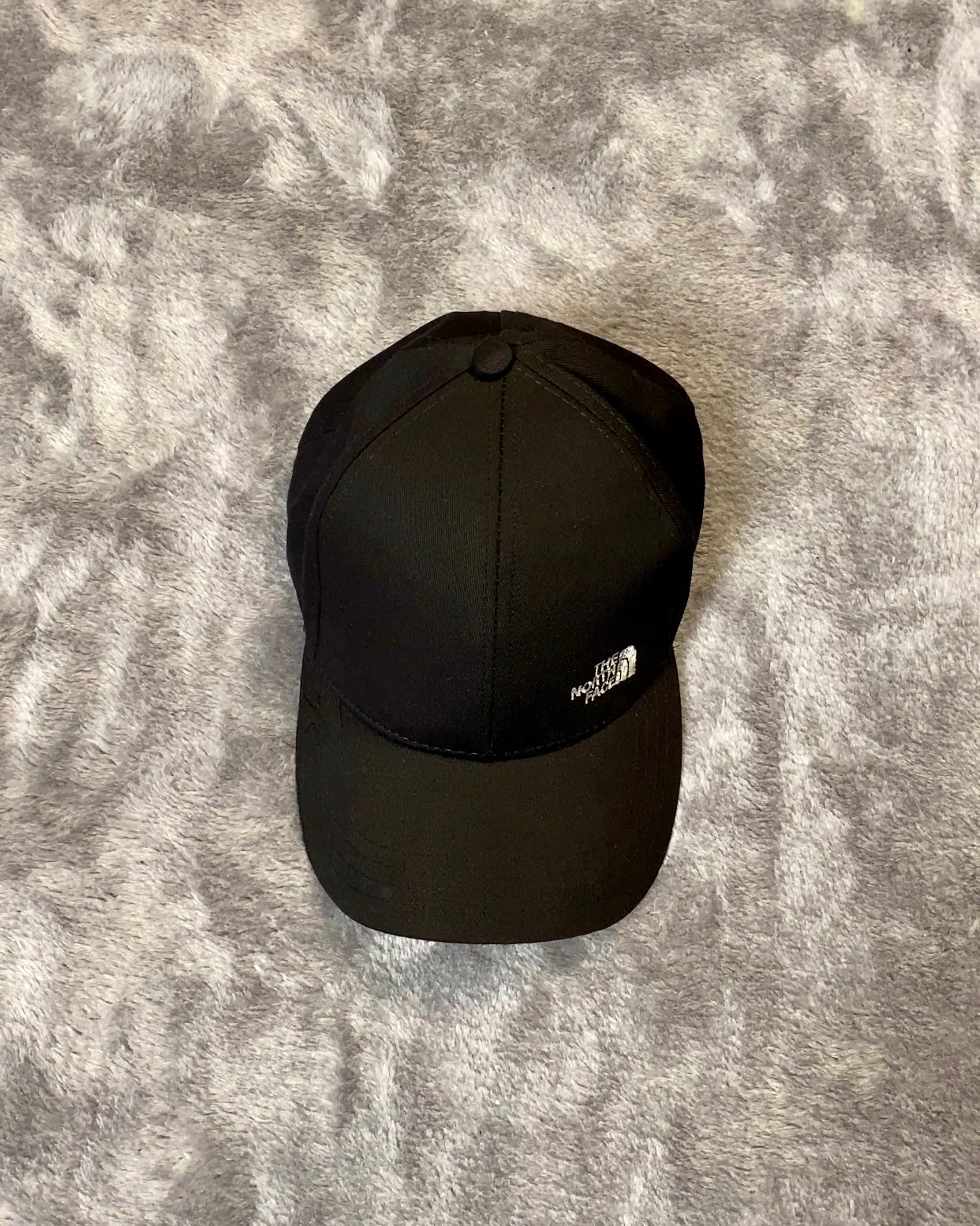 قبعة اسود نورث فيس تطريز