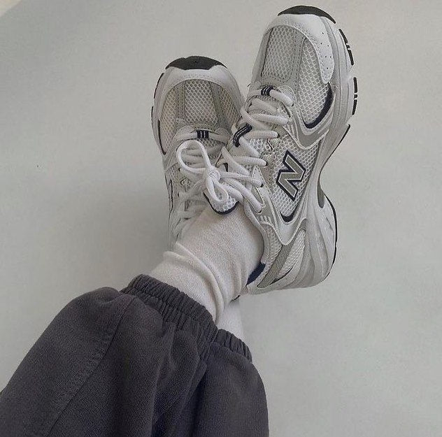 حذاء نيوبالانص ابيض NB