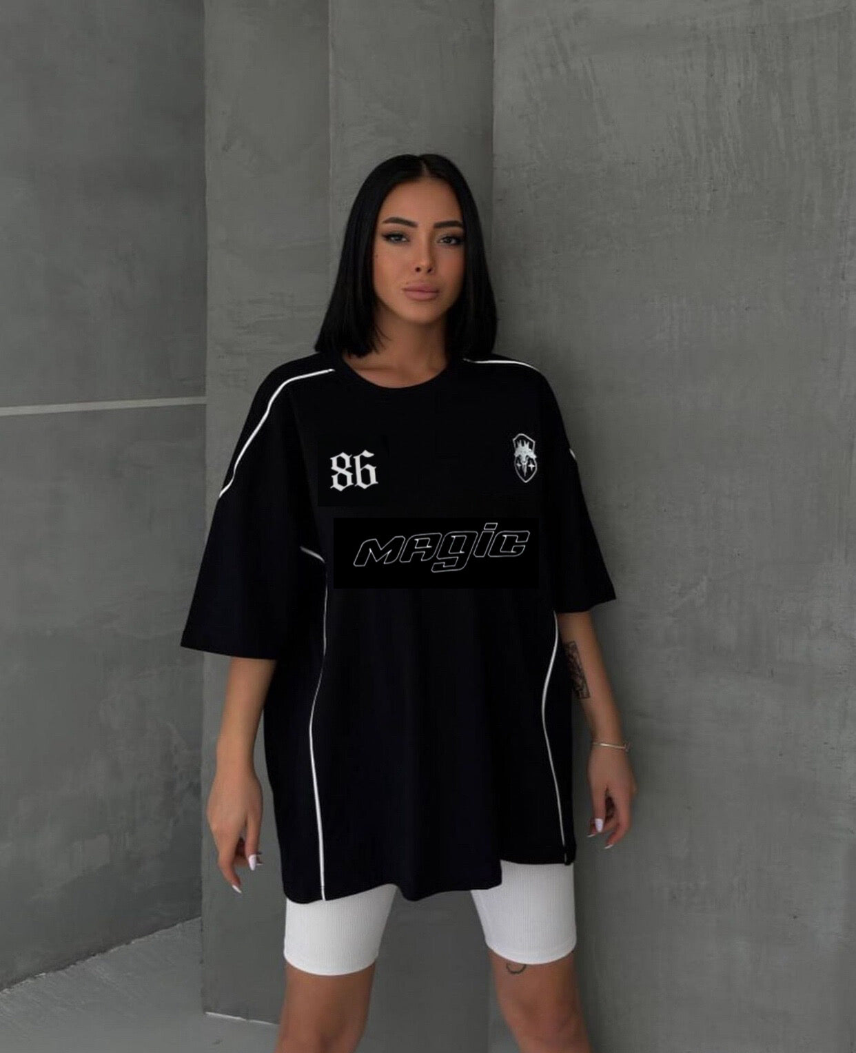 تيشيرت Magic مميز