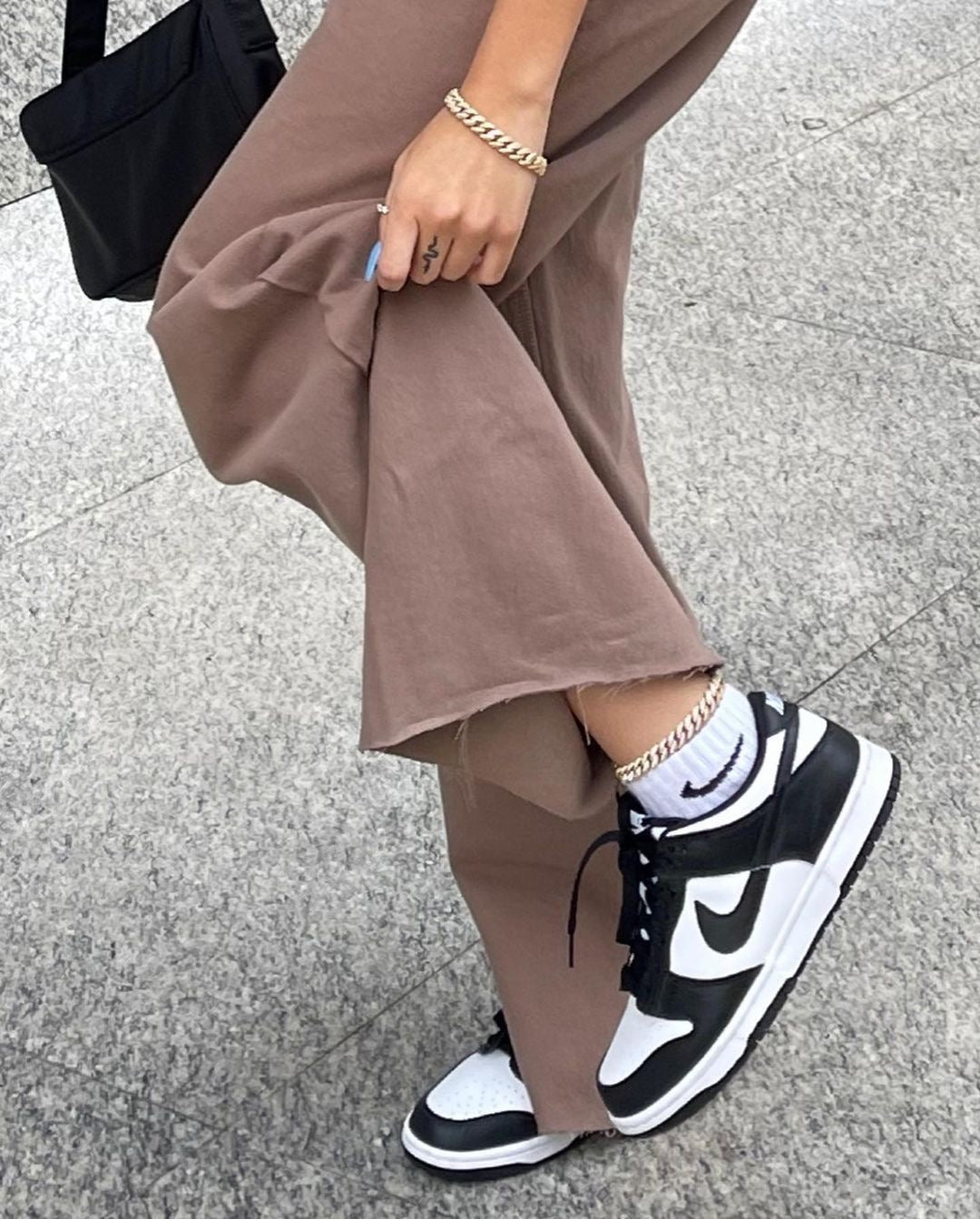 حذاء نايك اسود