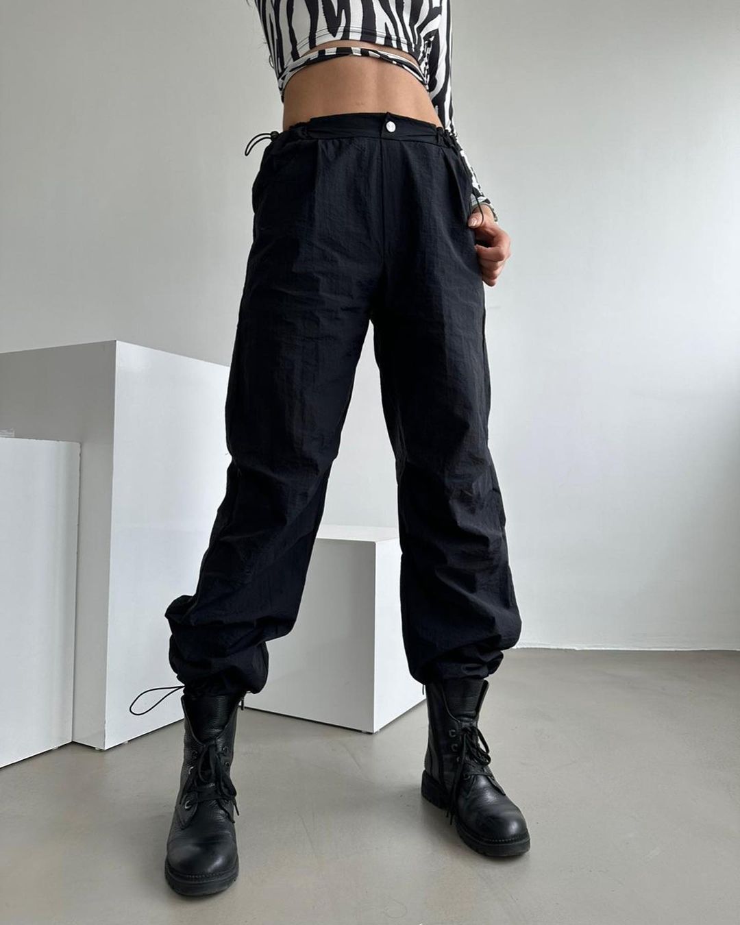 باغي لون اسود