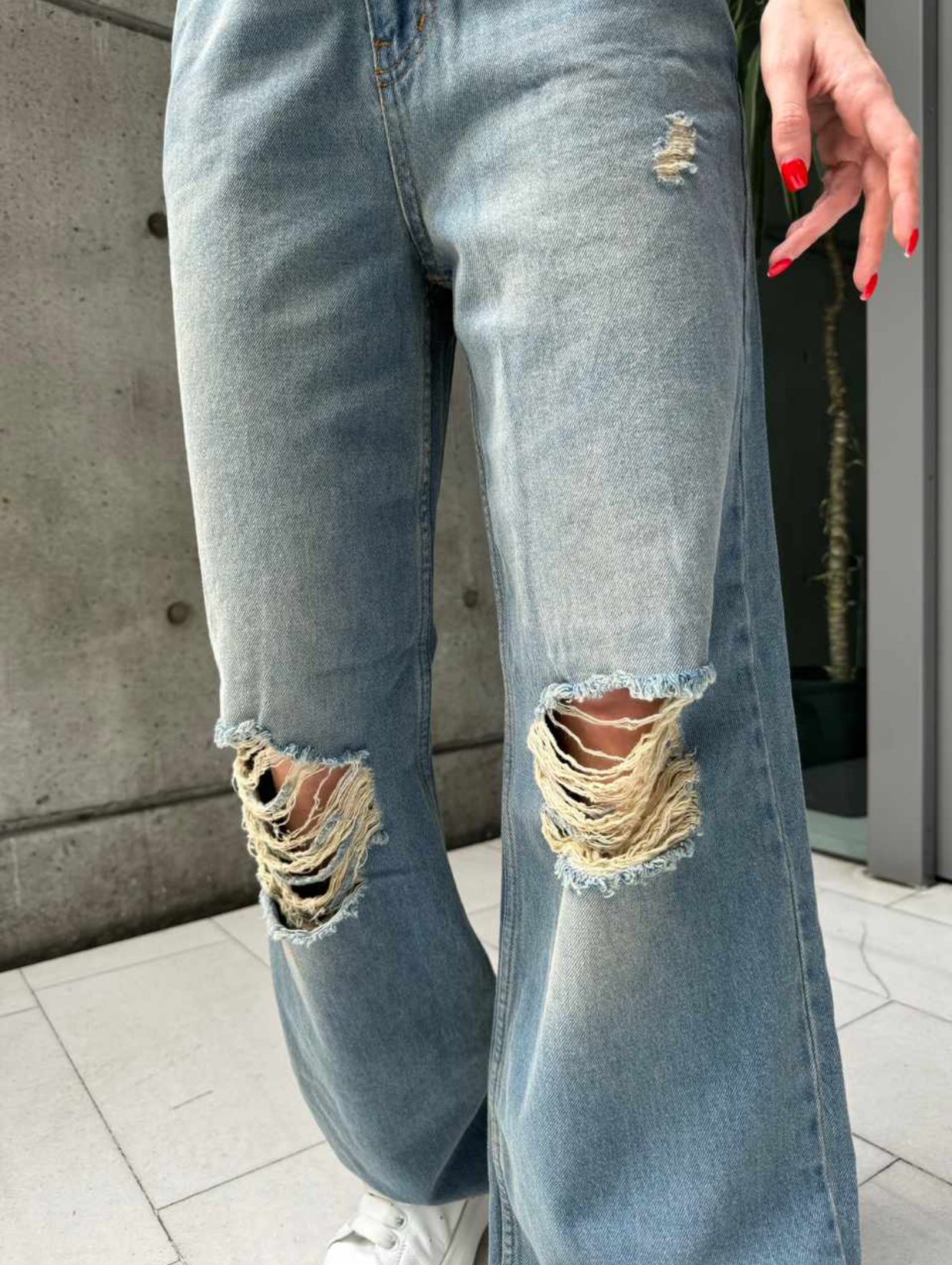 بنطلون جينز فتحات