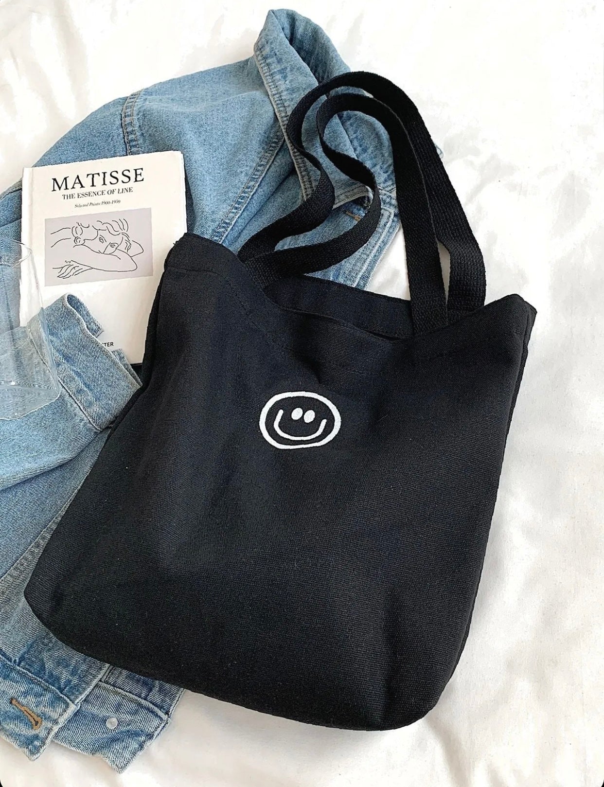 توت باك سمايل