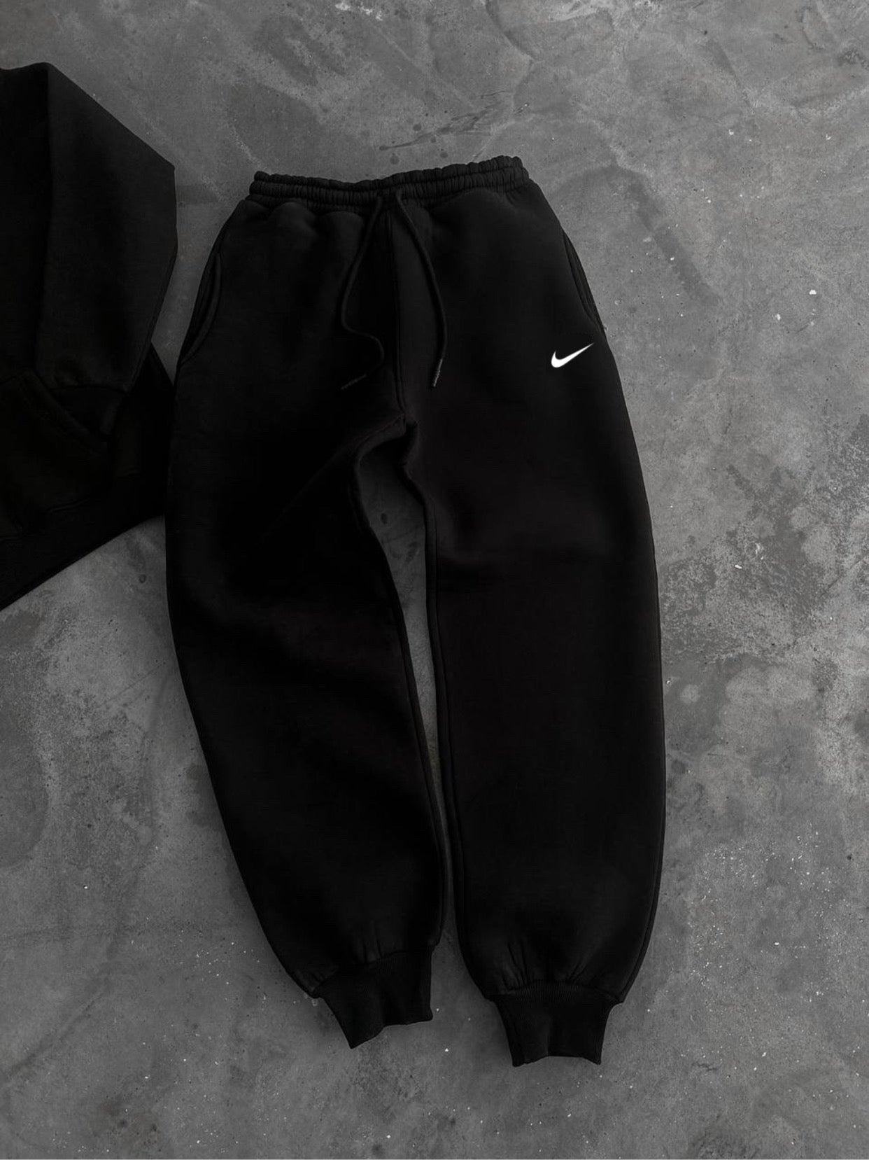 سويت بانتس نايك