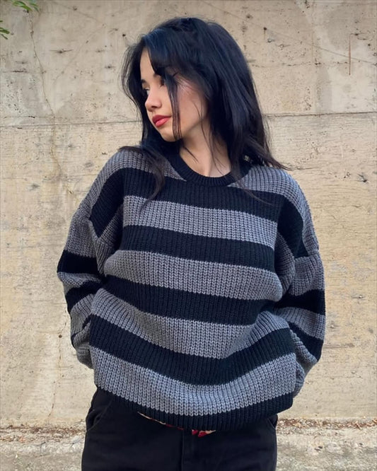 سويت شيرت رصاصي واسود