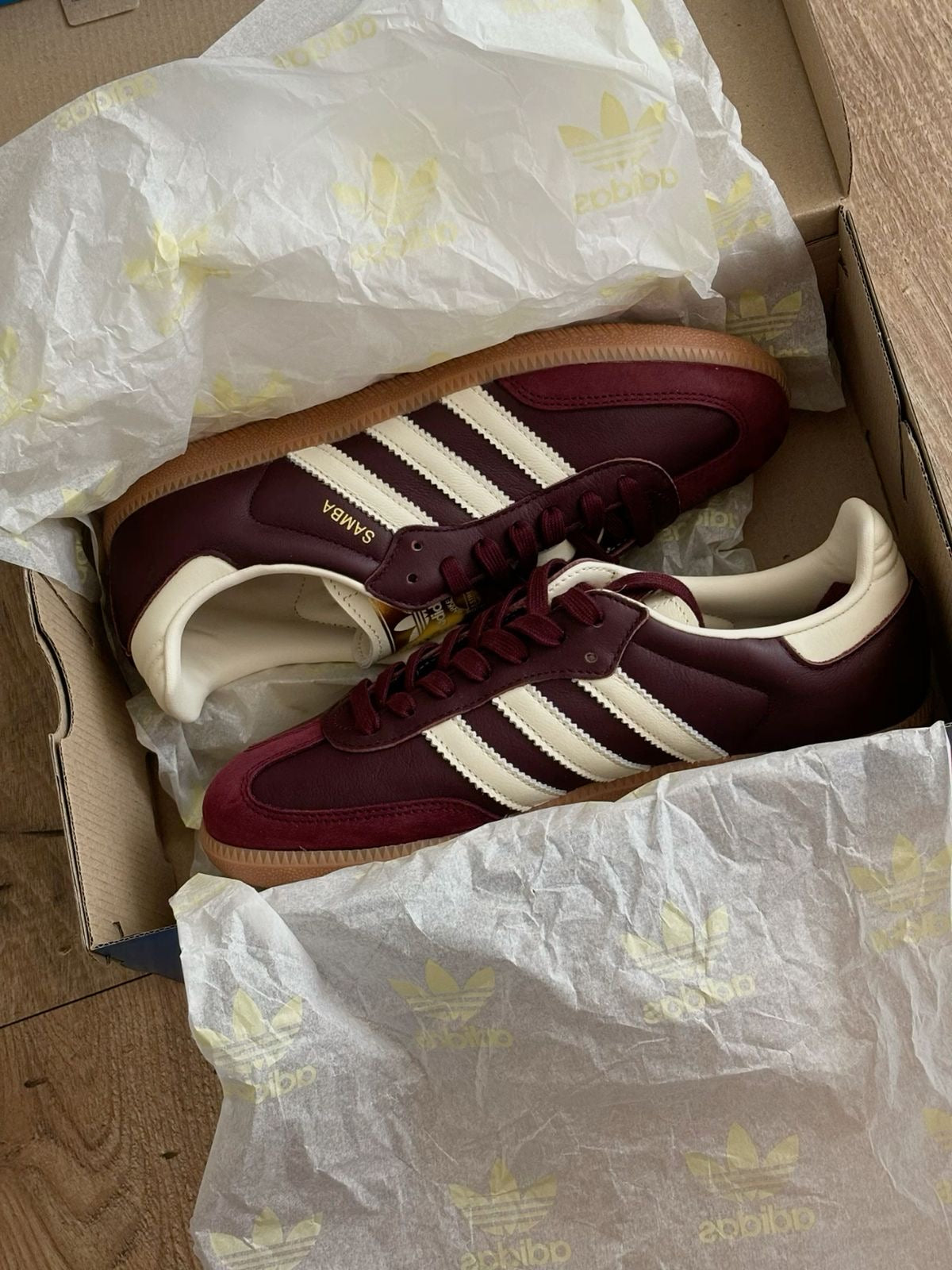 حذاء اديداس سامبا