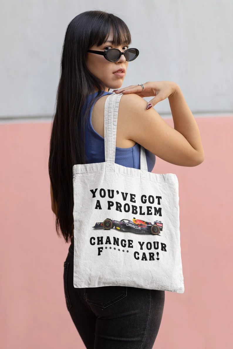 توت باك سيارة