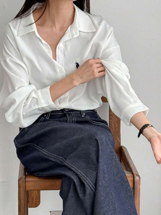 قميص بولو ابيض