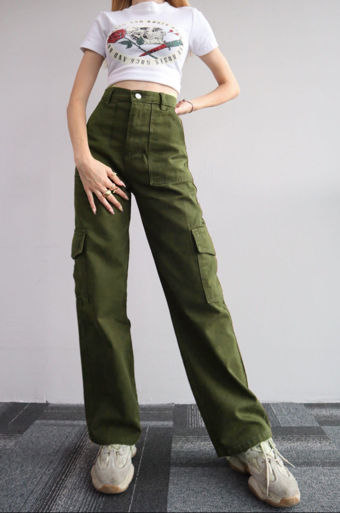 بنطلون زيتوني كارغو