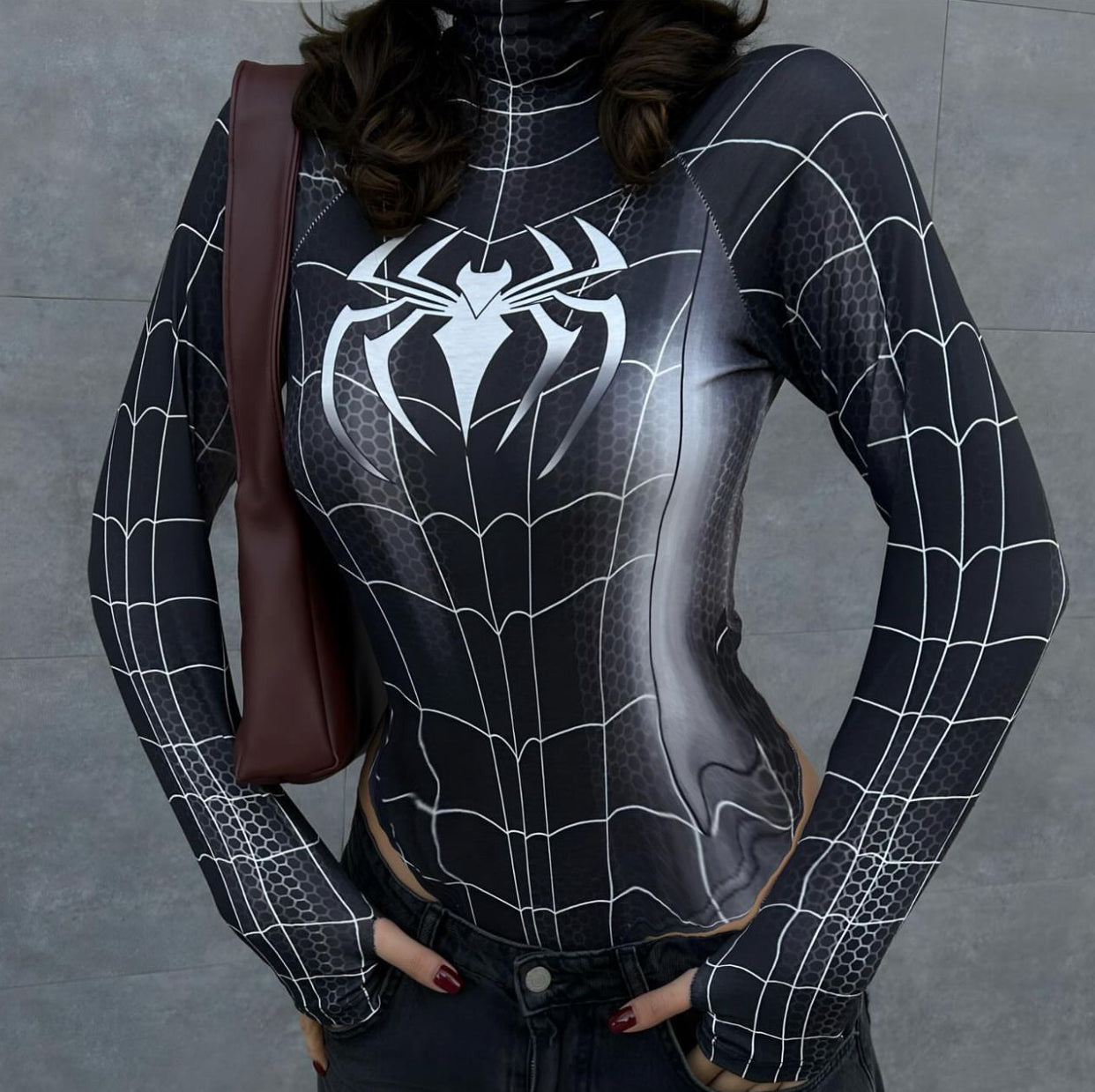 توب كروب سبايدرمان اسود