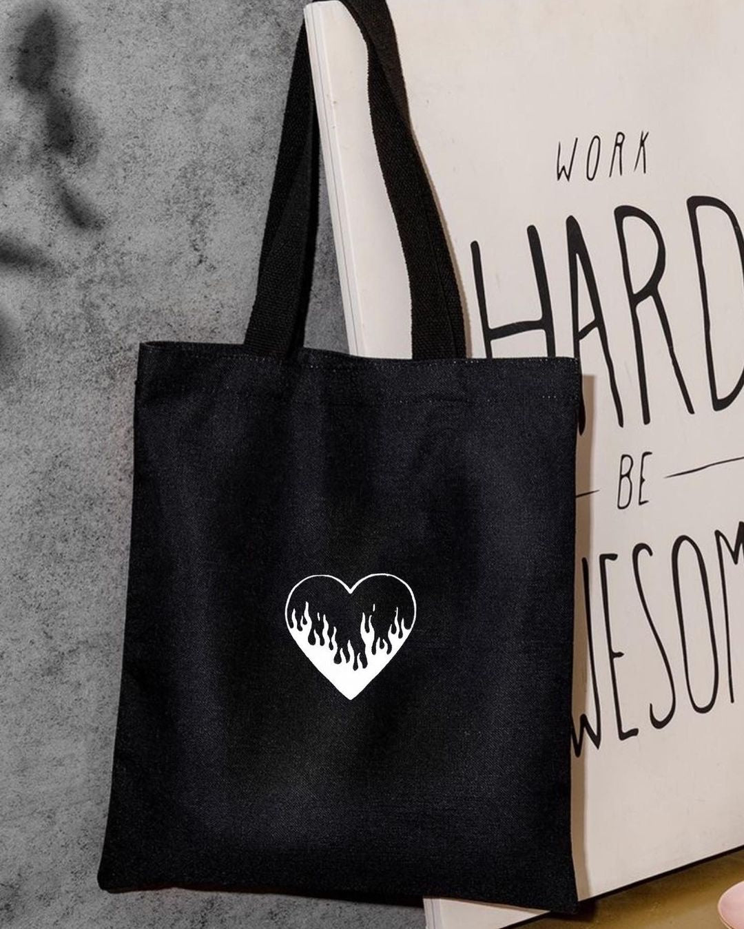 توت باك اسود قلب