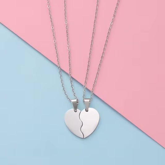 قلادة توينز قطعتين