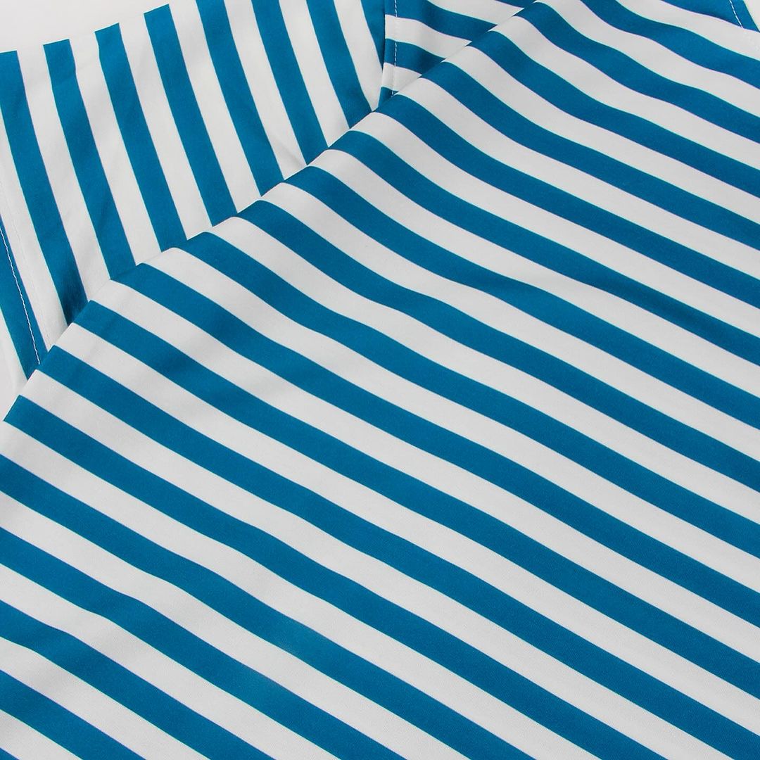 تيشيرت مخطط ازرق