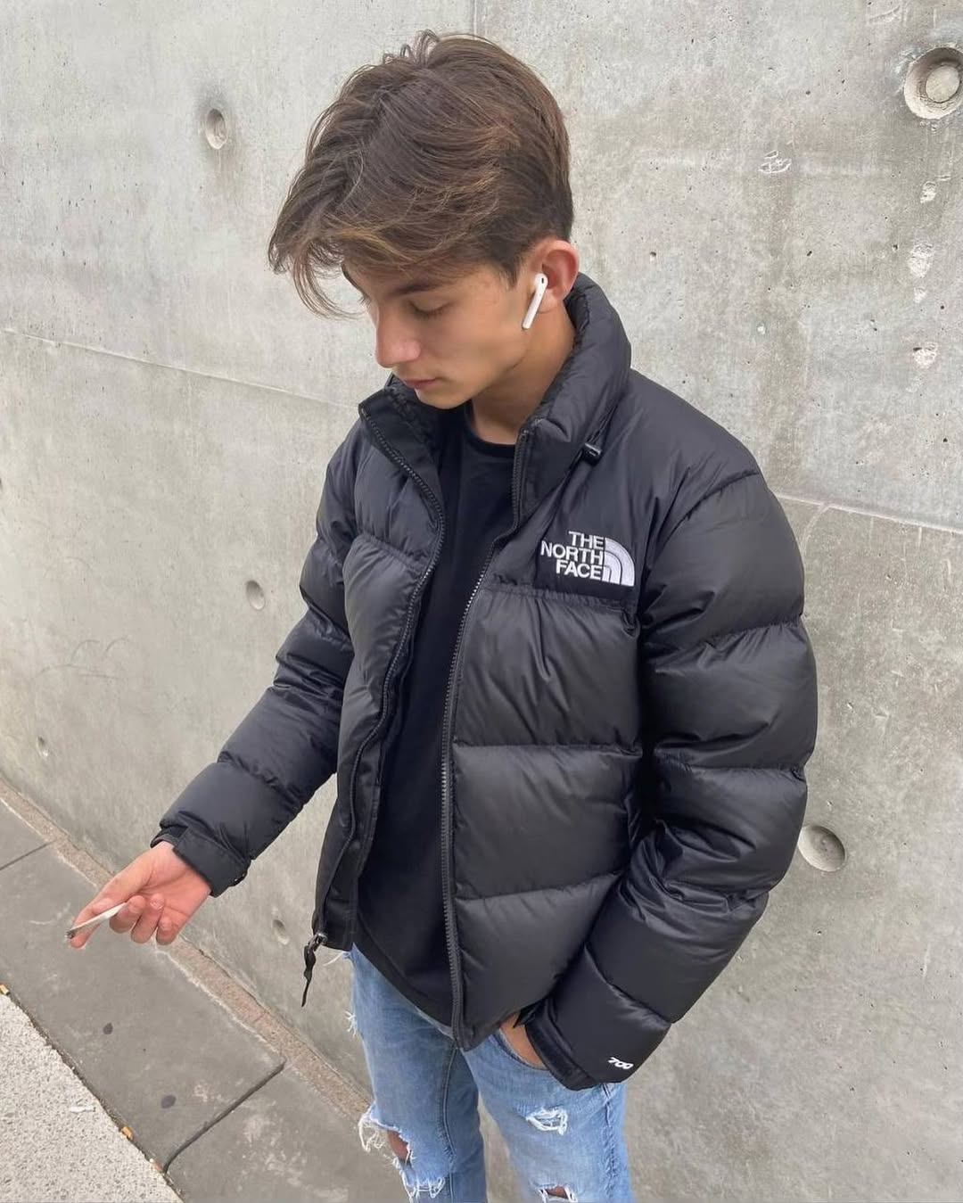 قمصلة ماركة نورث فيس