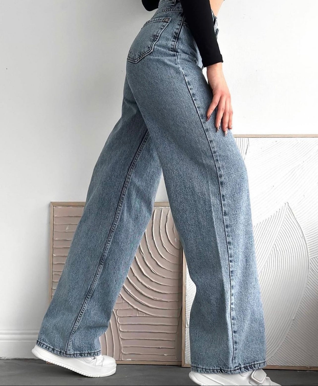 جينز ازرق ثلجي