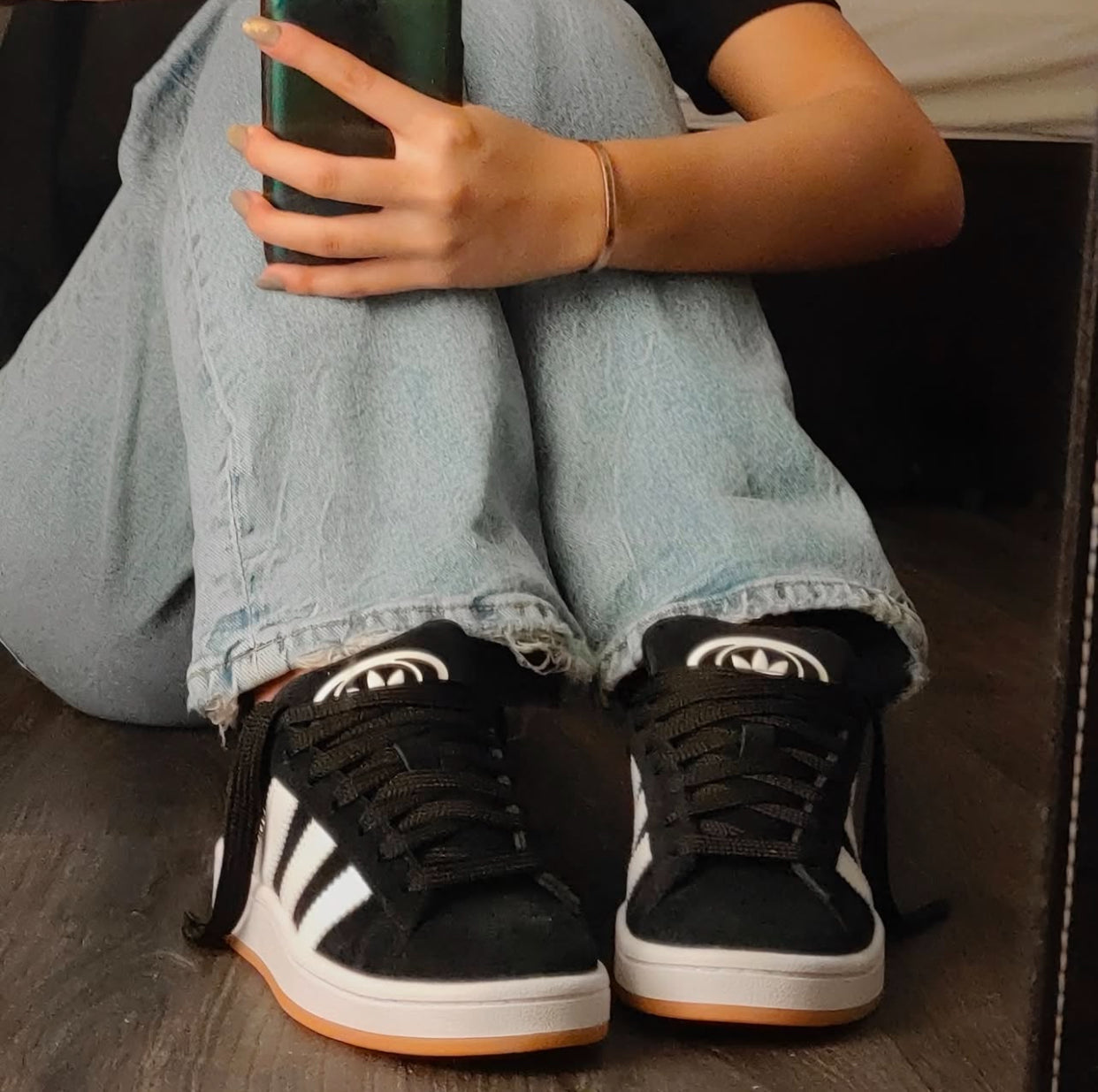 حذاء اديداس كامبوس