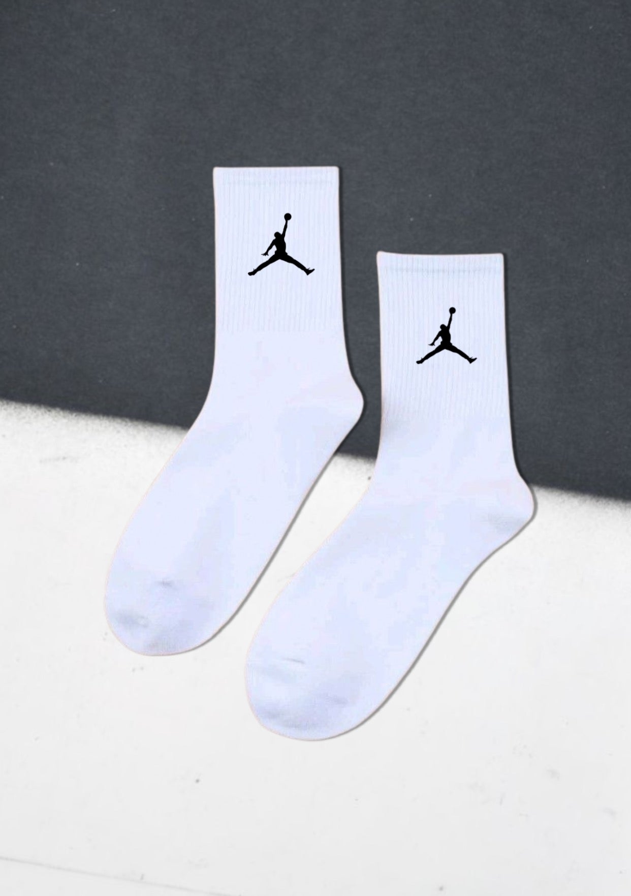 جوارب ابيض جوردن