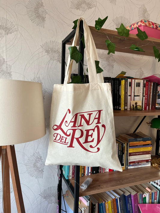 توت باك لانا ديل ري