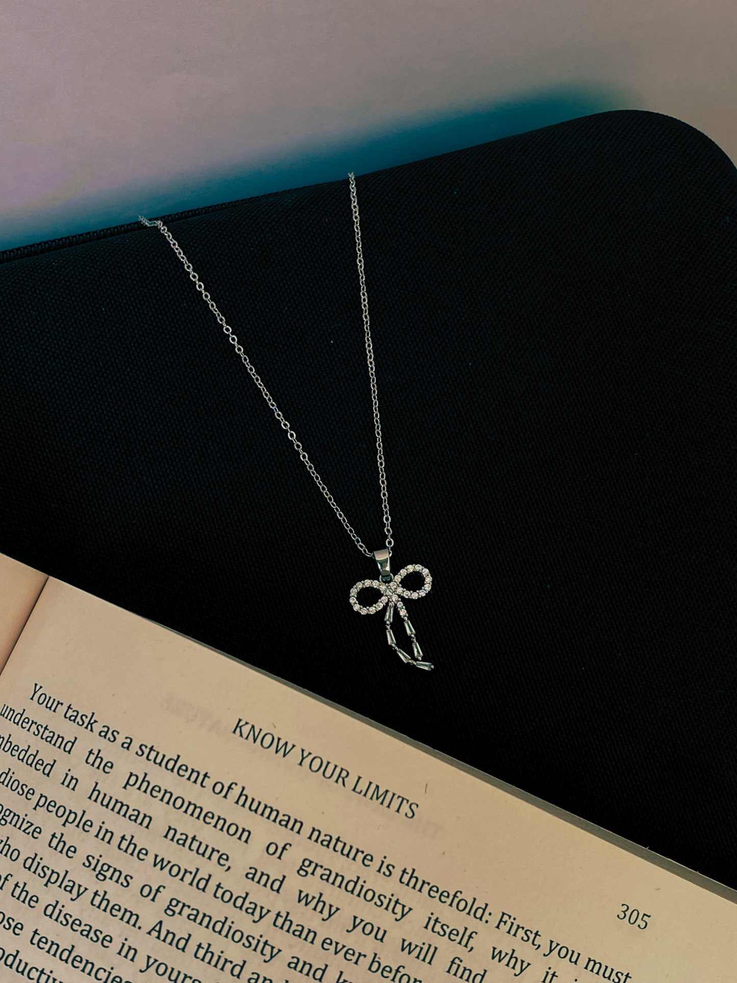 قلادة فيونكة