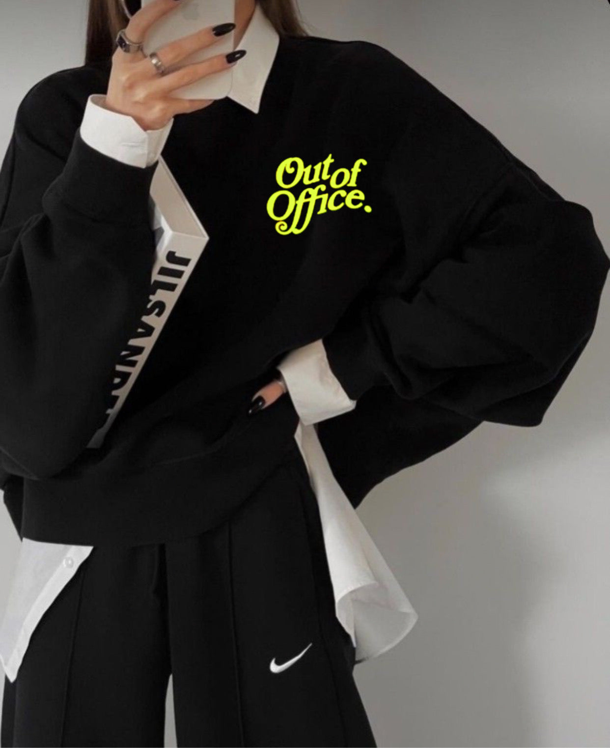 سويت شيرت out of office