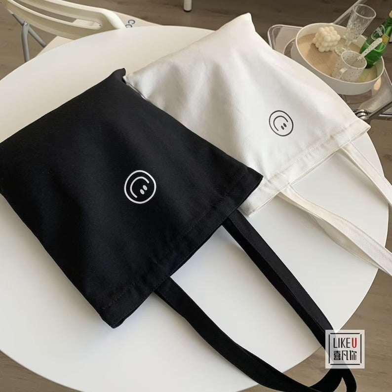 توت باك سمايل