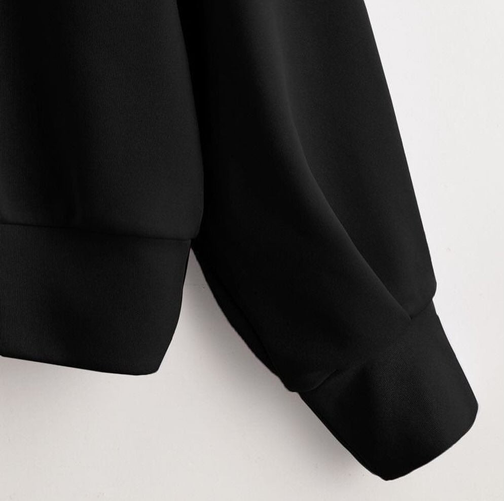 سويت سيرت اسود