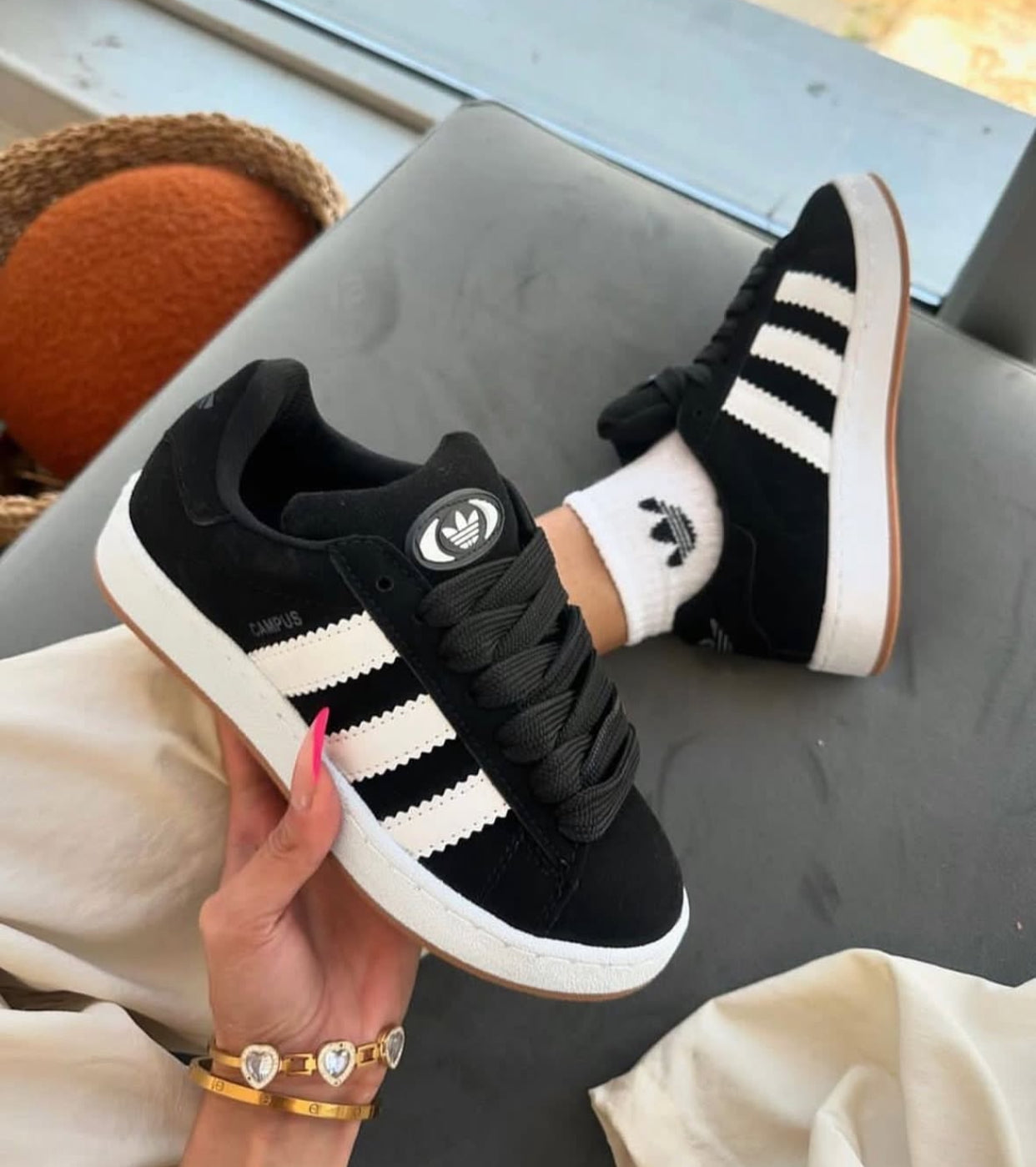 حذاء اديداس كامبوس