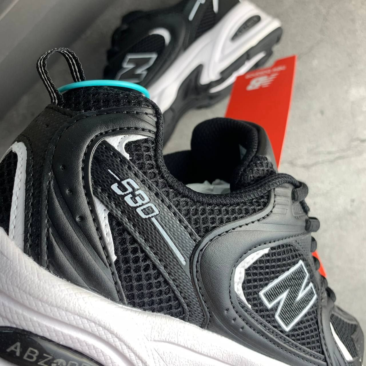 حذاء نيوبالانص اسود NB