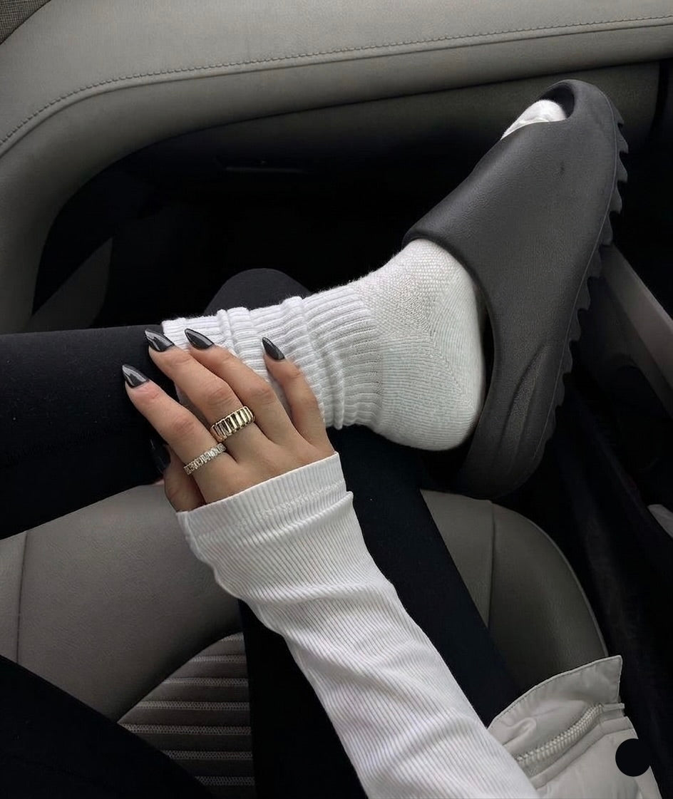 Adidas YEEZY ONYX SLIDES SLIPPERS