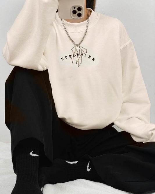 سويت شيرت ابيض