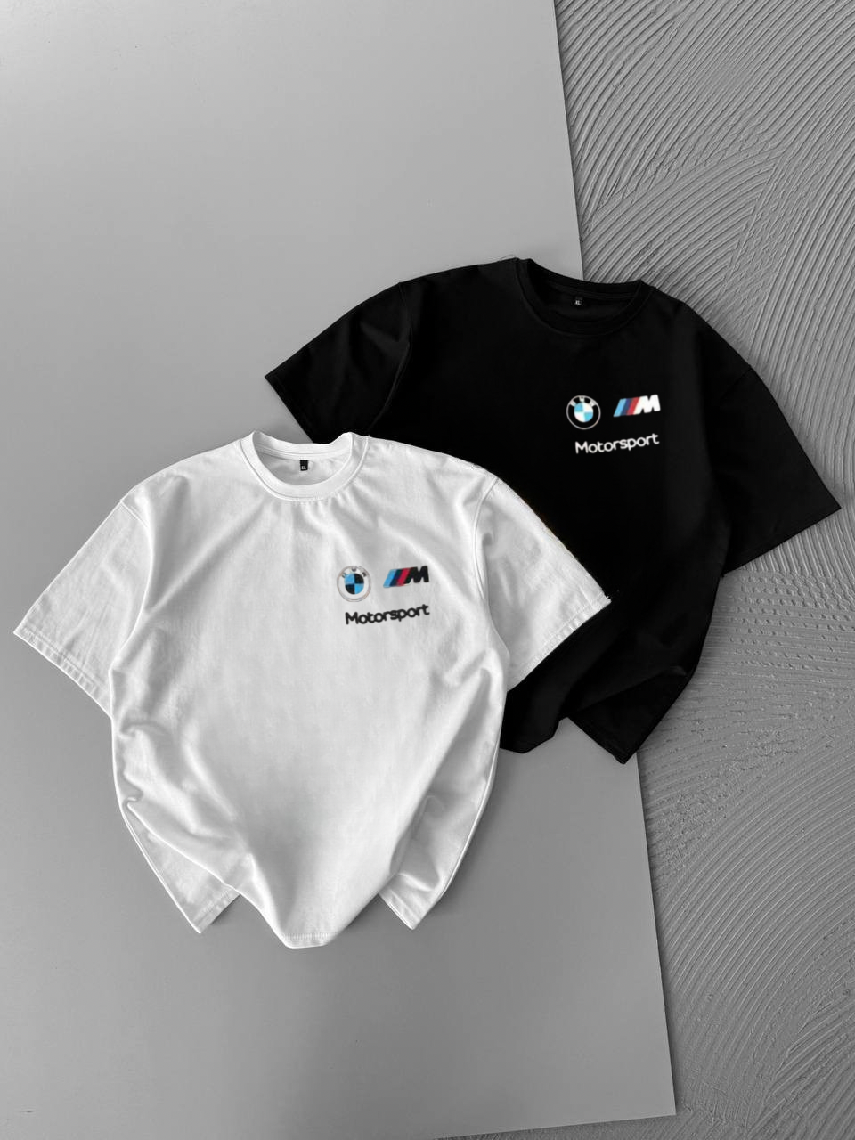 تيشيرت BMW ابيض شبابي بناتي