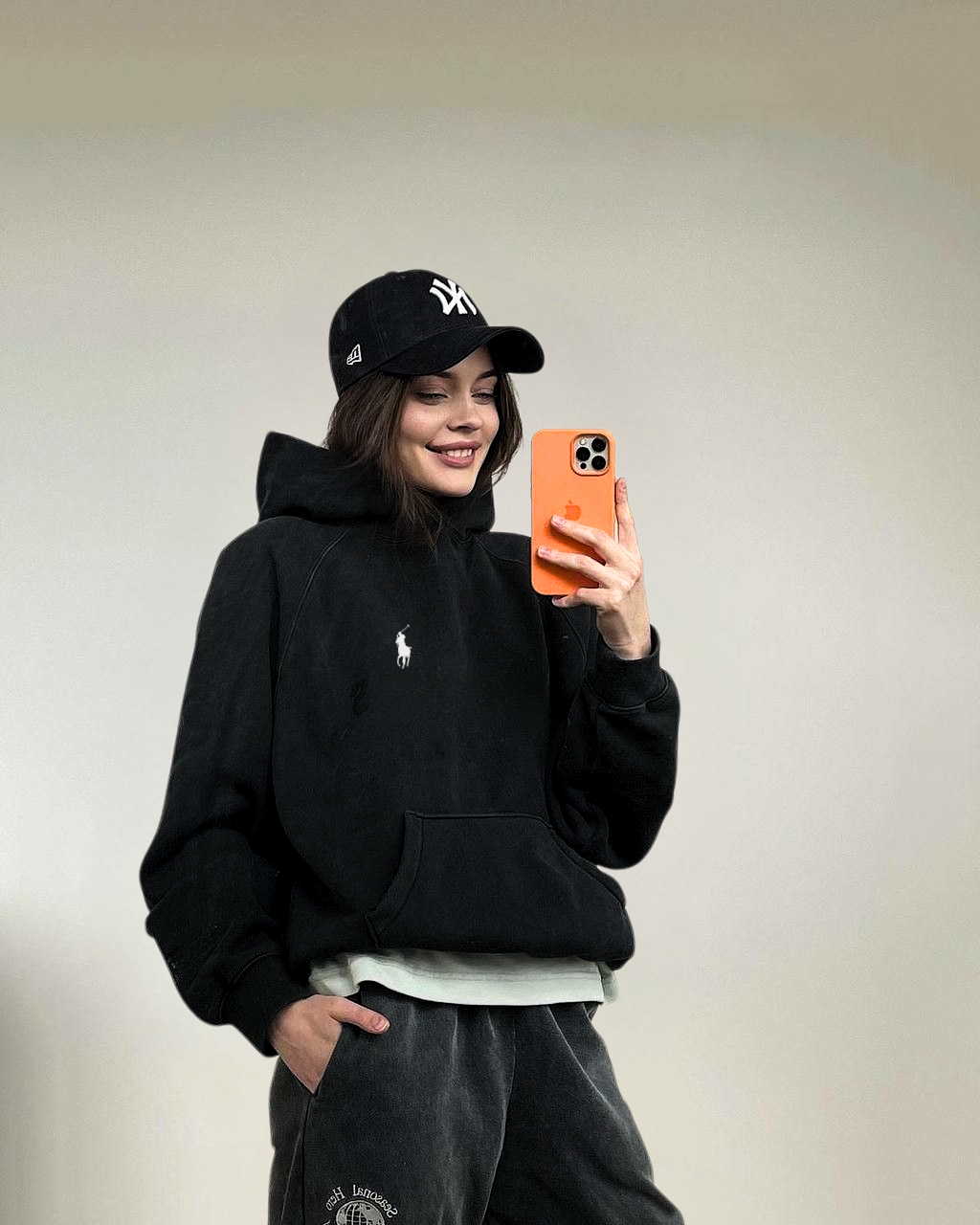 هودي بولو رجالي نسائي اسود